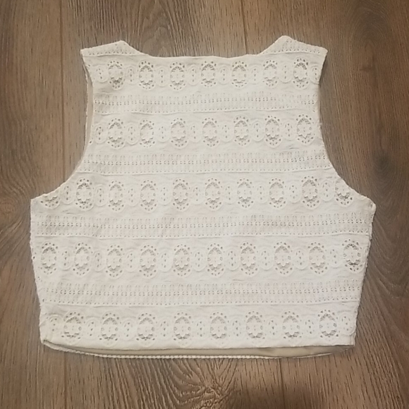 Crop top - Picture 2 of 2